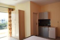 Comfy room in Central Himare Химара