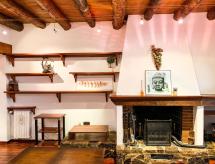 Refugio Tiroles Casa tradicional de montaña, Mas de Ribafeta